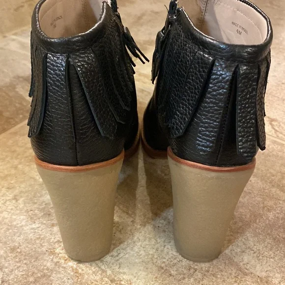 10 CROSBY DEREK LAM heeled ankle booties in Black Size 9 - Picture 4 of 7